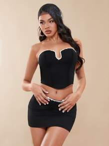 SHEIN BAE 水鑽細節抹胸上衣和包臀半身裙 - 黑色 - 查看 5