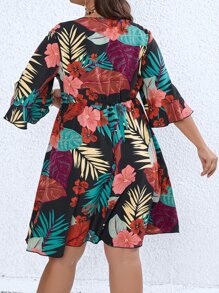 SHEIN LUNE Plus Tropical Print Flounce Sleeve Overlap Collar Dress - Multicolor - View 2