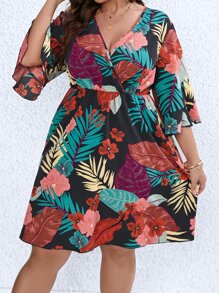 SHEIN LUNE Plus Tropical Print Flounce Sleeve Overlap Collar Dress - Multicolor - View 4