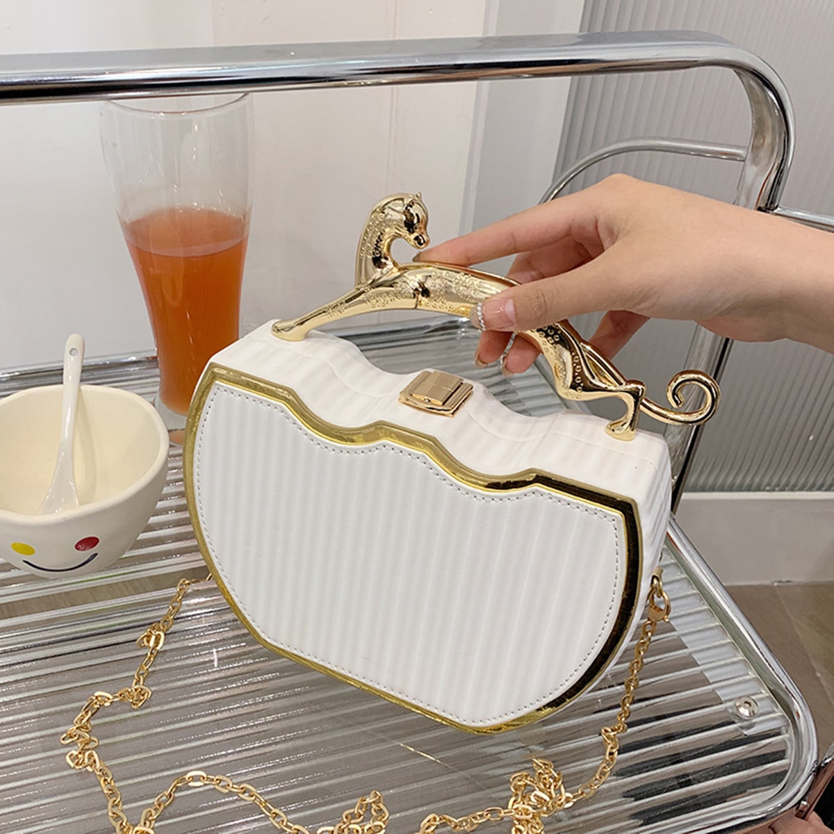 Mini Box Bag Animal Handle PU Chain Shoulder Bag,Crossbody Bag,Cross Body Bag,Handbag Vintage,Minimalist,Classic,Funny,Y2k Bag Plastic Designer Style Women,Ladies,Lover,For School Travel,Work & Office,Weekend And Holiday,School,Travel Holiday Essentials, Perfect For Music Festival , Valentine's Day , Valentine's Day