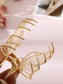 1pc Hollow Out Butterfly Design Metal Hair Claw Street Claw Clips Hair Clips Hair Jaw Clip Hair Clamps Hair Clutch Hair Catcher Clip, School Stuff, College Fall Winter Hair Accessories For Women For Vacation Outfits Woman - Gold - View 7