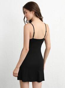 Ocili 柔順舒適的黑色V領吊帶睡裙 - 黑色 - 查看 2