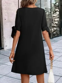 SHEIN Clasi 珍珠串珠貝殼邊打結袖口連衣裙