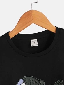 SHEIN Chicos Camiseta con estampado de dibujos animados - Negro - Ver 3
