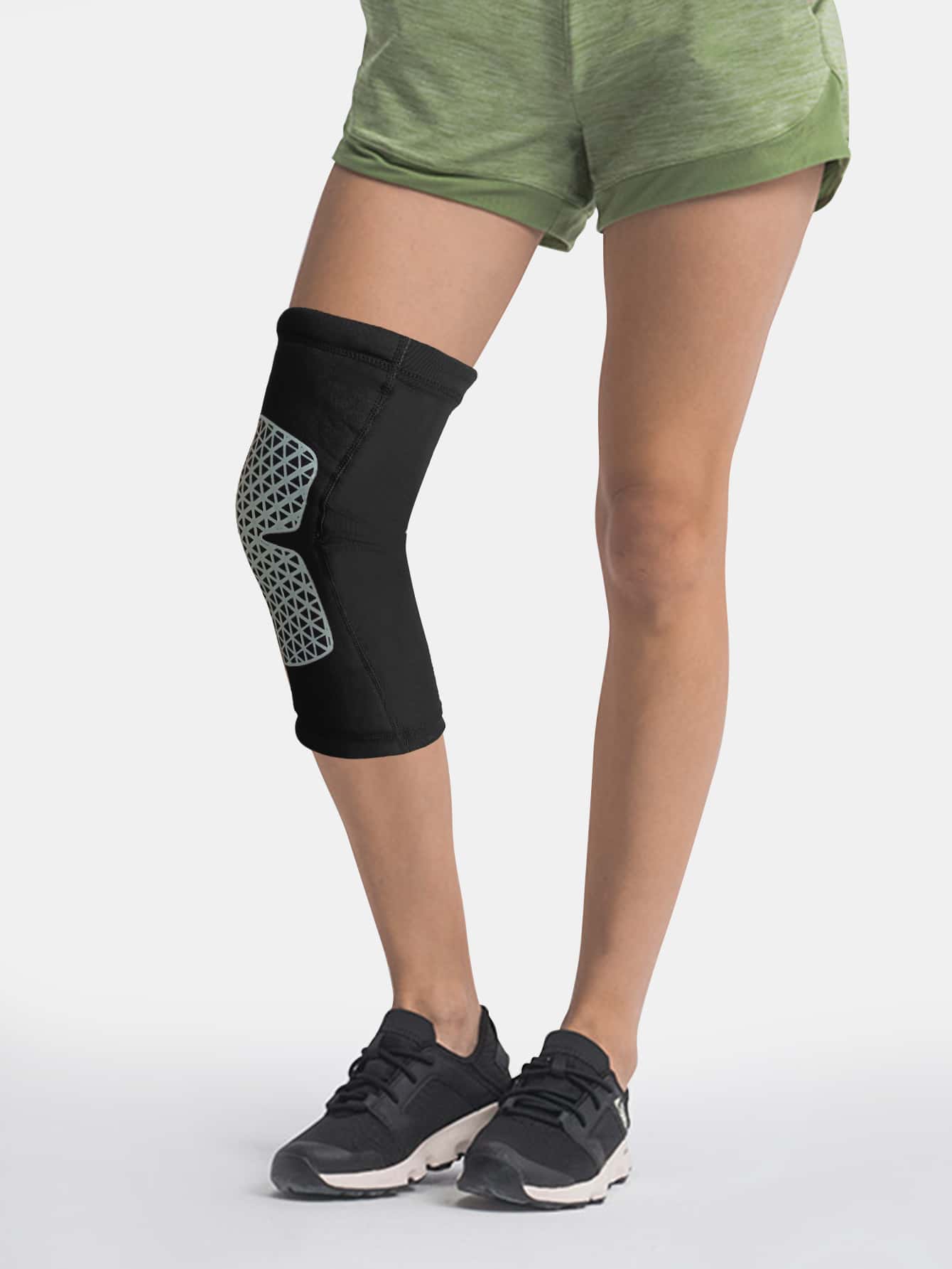 1pc Geometric Pattern Breathable Anti-Collision Sports Knee Pad - Black - View 1