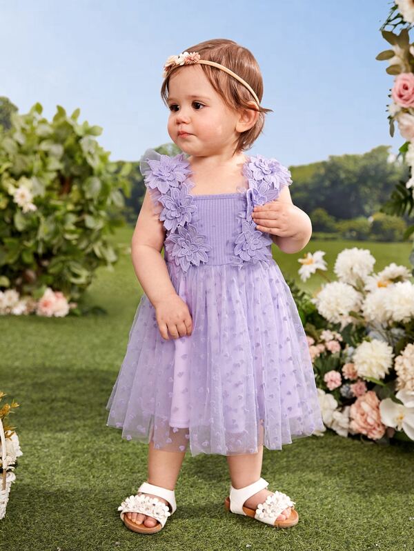 SHEIN Applikationsbroderi Kontrastmaska RibKnit Hjärta Baby Klänning SHEIN SE