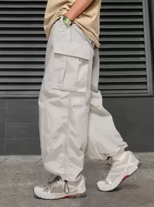 Claim Dot Pantalones De Carga Sueltos Para Hombres Con Bolsillos Con Solapa Y Dobladillo Lateral Con Cordón - Beis - Ver 2