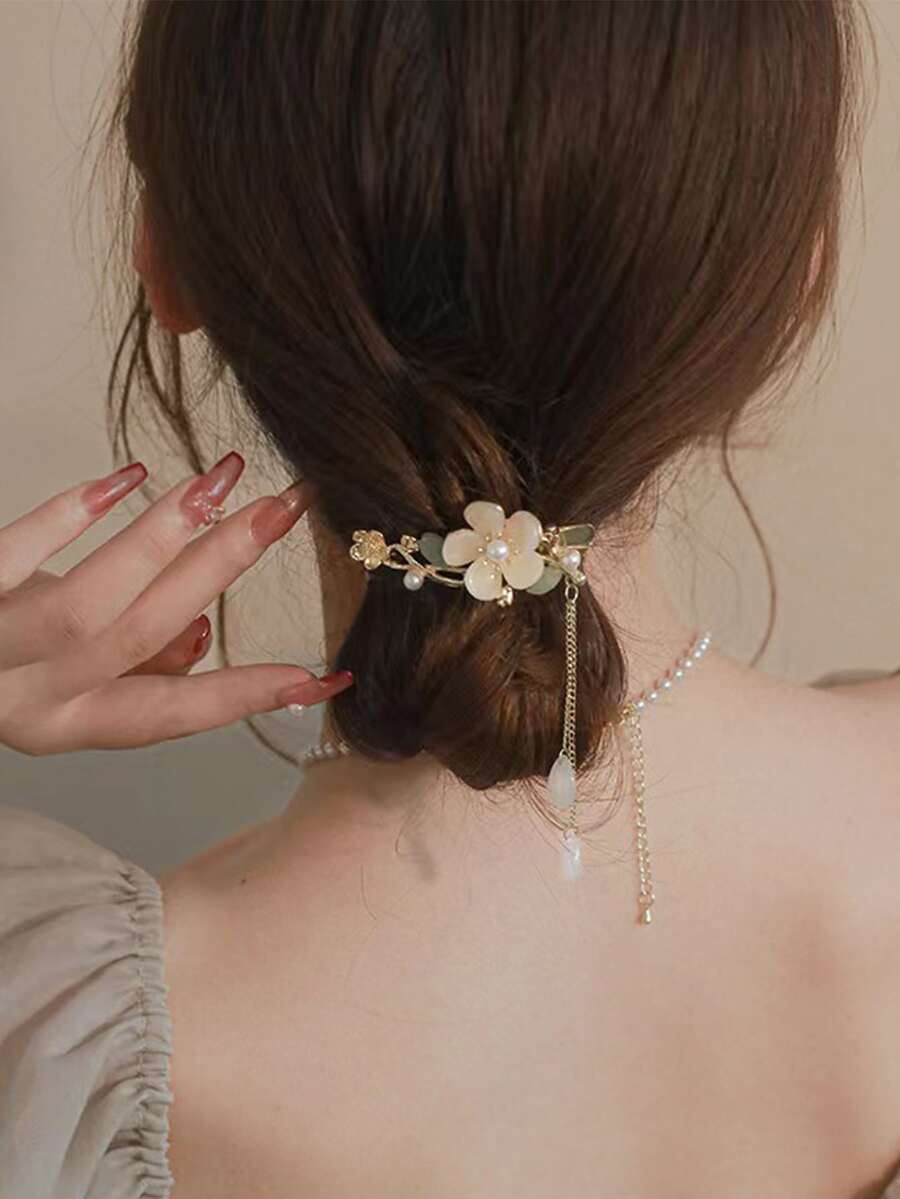 1入組女士花朵和人造珍珠裝飾時尚鱷魚皮髮夾用於髮飾
