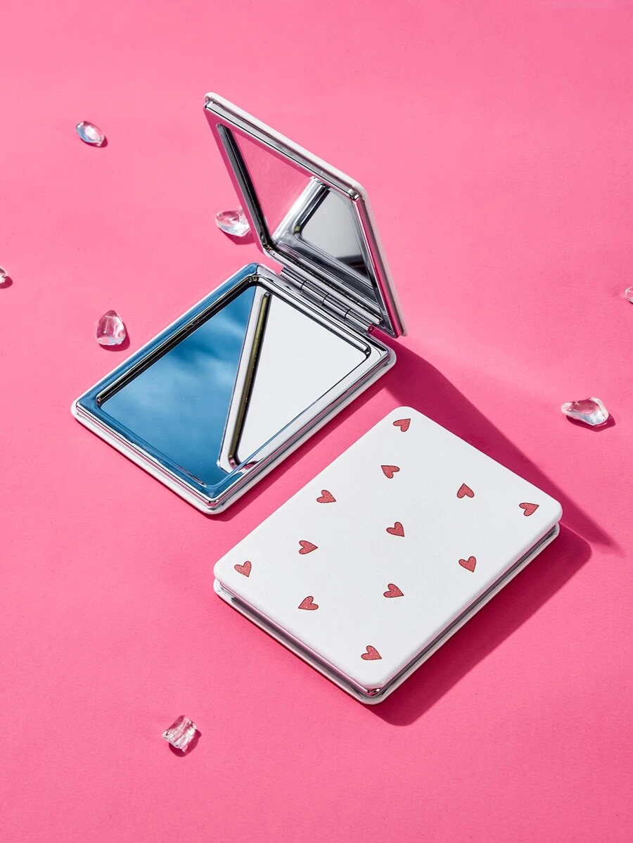 Hanna DaMes Artist Girlcore 心形图案折叠镜子，节日，爱情情人节