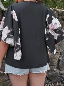 SHEIN LUNE Plus Floral Print Keyhole Neckline Butterfly Sleeve Top - Black - View 2