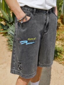 Manfinity EMRG 男士寬鬆版型百慕達丹寧短褲,帶有字母圖案