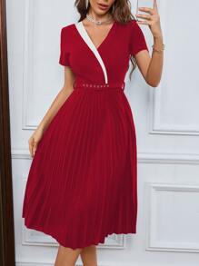 SHEIN Clasi Contrast Trim Pleated Hem Buckle Belted Dress - Red - View 1
