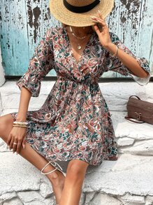 SHEIN VCAY 佩斯利印花荷葉袖交叉領連衣裙 - 彩色 - 查看 5