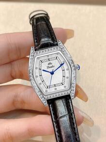Duolz Rhinestone Decor Tonneau Pointer Quartz Watch Holiday
