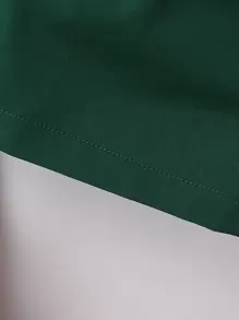 SHEIN Conjunto de camisa y pantalones cortos informales para vacaciones con estampado tropical para niño joven con cuello vuelto y manga normal para el verano - Multicolor - Ver 3
