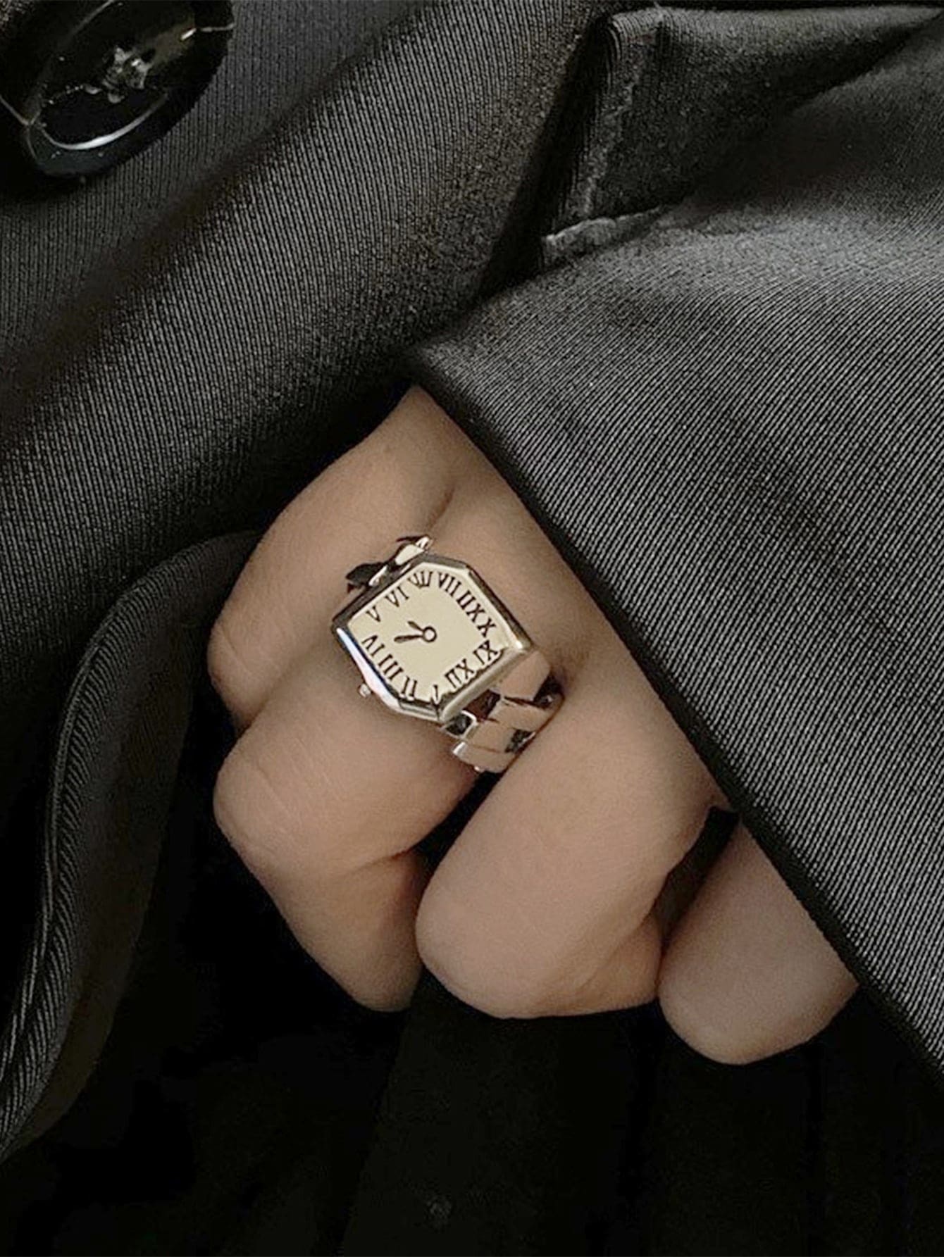Roman Numeral Detail Watch Design Cuff Ring - Bạc - Xem 1