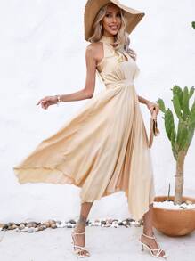 SHEIN Privé Keyhole Neckline Pleated Hem Halter Dress - Beige - View 4