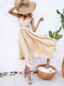 SHEIN Privé Keyhole Neckline Pleated Hem Halter Dress - Beige - View 7