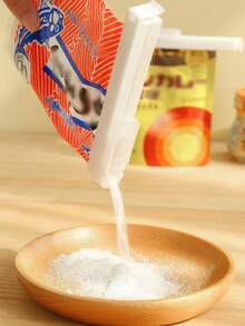 1pc White Simple Bag Clip, PP Food Sealing Clip For Household - White - View 5