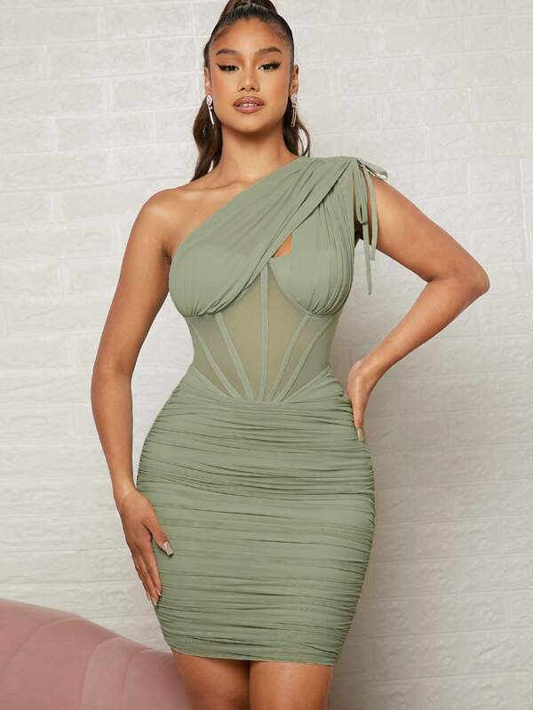 L'Amorae Vestido con un hombro, corpiño con fruncidos para el verano