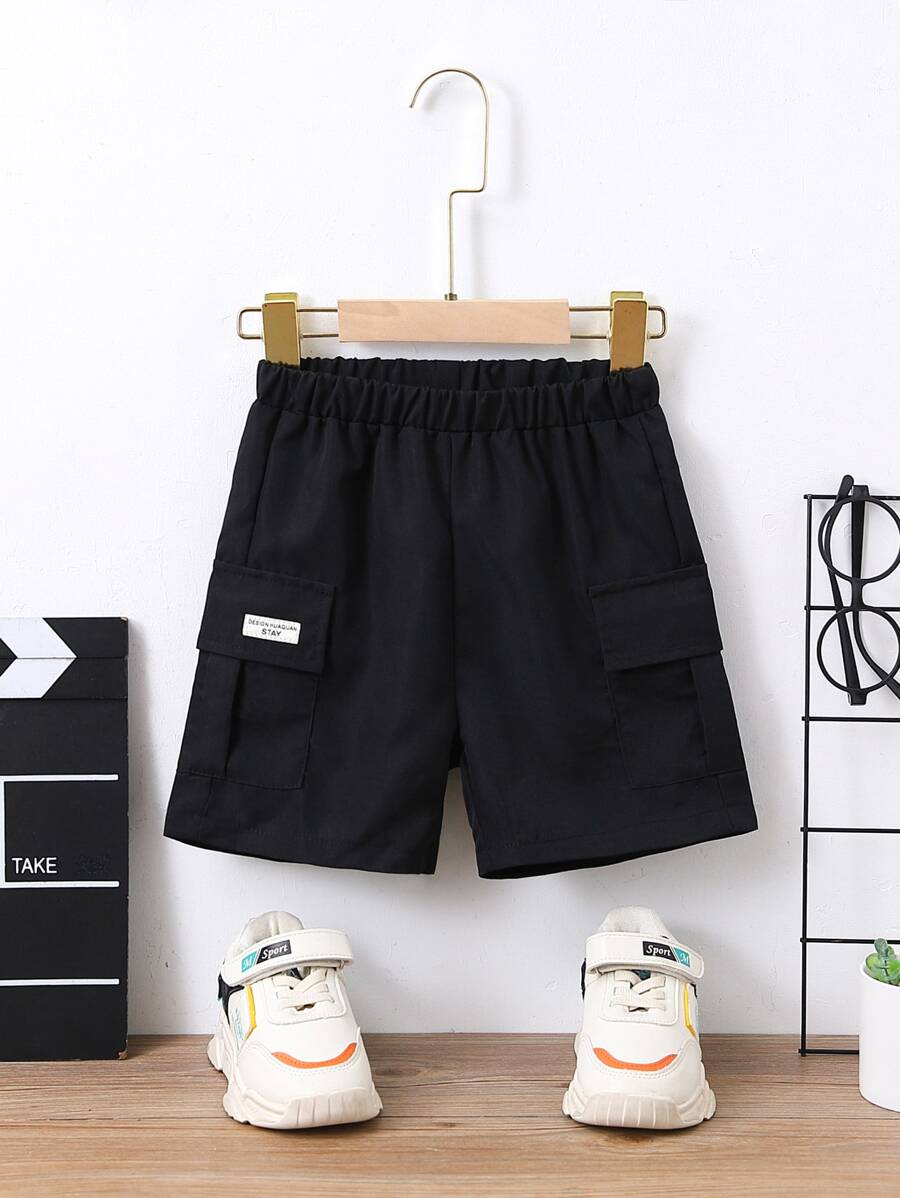 SHEIN 小男童字母補丁細節翻蓋口袋工裝短褲