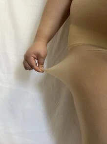 1双女士加大码纯色透明休闲连裤袜，适合日常穿着，舒适透气 - 杏色 - 查看 5