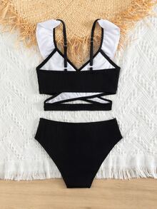 Conjunto de bikini con volante y cruce delantero para niña preadolescente, para verano y playa - Negro - Ver 2