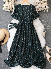SHEIN Clasi Đầm Maxi Tay Cánh Bướm In Hoa Boho Cỡ Lớn Có Thắt Lưng Trang Phục Cho Nữ - Màu xanh lá cây đậm - Xem 2