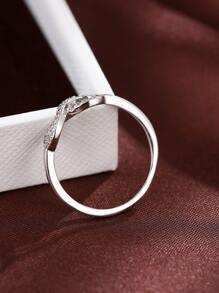 1 件女士镀银微镶嵌锆石无限戒指