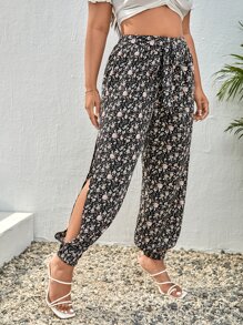 SHEIN Holidaya Plus Floral Print Shirred Waist Wide Leg Trousers - Multicolor - View 1