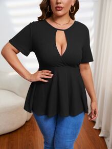 SHEIN Privé Plus Cut Out Keyhole Neck Tee - Black - View 5