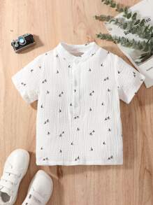 小男童半紐扣開襟襯衫