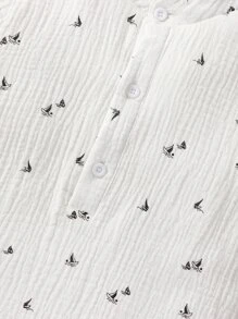 小男童半紐扣開襟襯衫