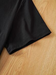 SHEIN LUNE 大碼心和彩虹印花T恤 - 黑色 - 查看 4