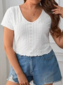 SHEIN Essnce Plus Eyelet Embroidery Lettuce Trim Tee