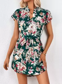 SHEIN Clasi 印花缺口領繫腰帶連衣裙 - 彩色 - 查看 1