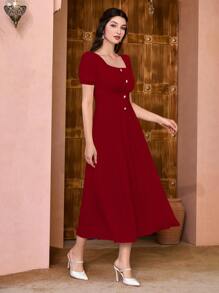 Mulvari Đầm xòe tay bồng cổ vuông màu đỏ tía cài nút phía trước - Màu Đỏ Sâu - Xem 5