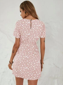 SHEIN LUNE 斑點印花側打結圍裹連衣裙 - 淺粉色 - 查看 2