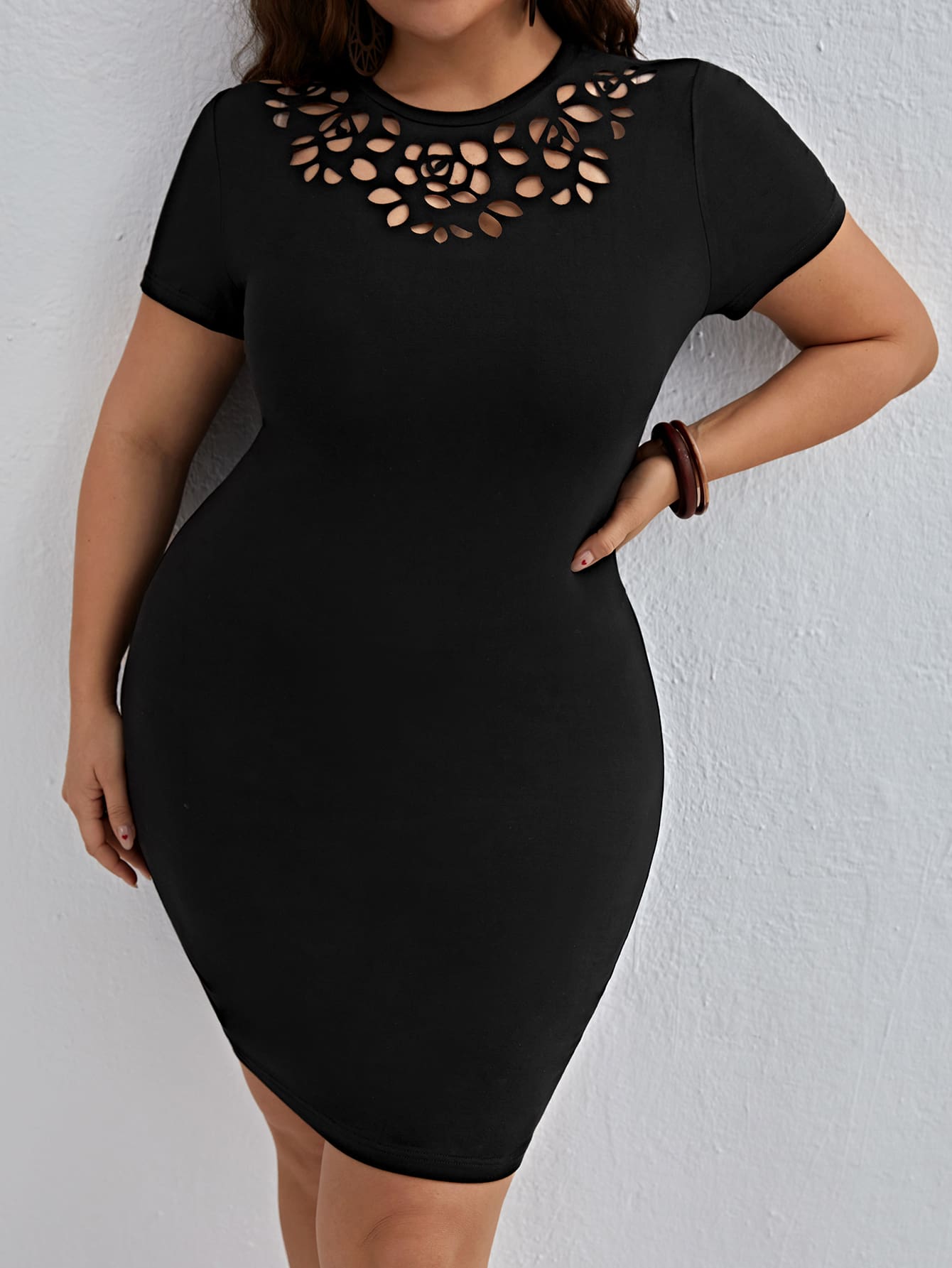 SHEIN Privé Plus Laser Cut Out Bodycon Dress - Black - View 1