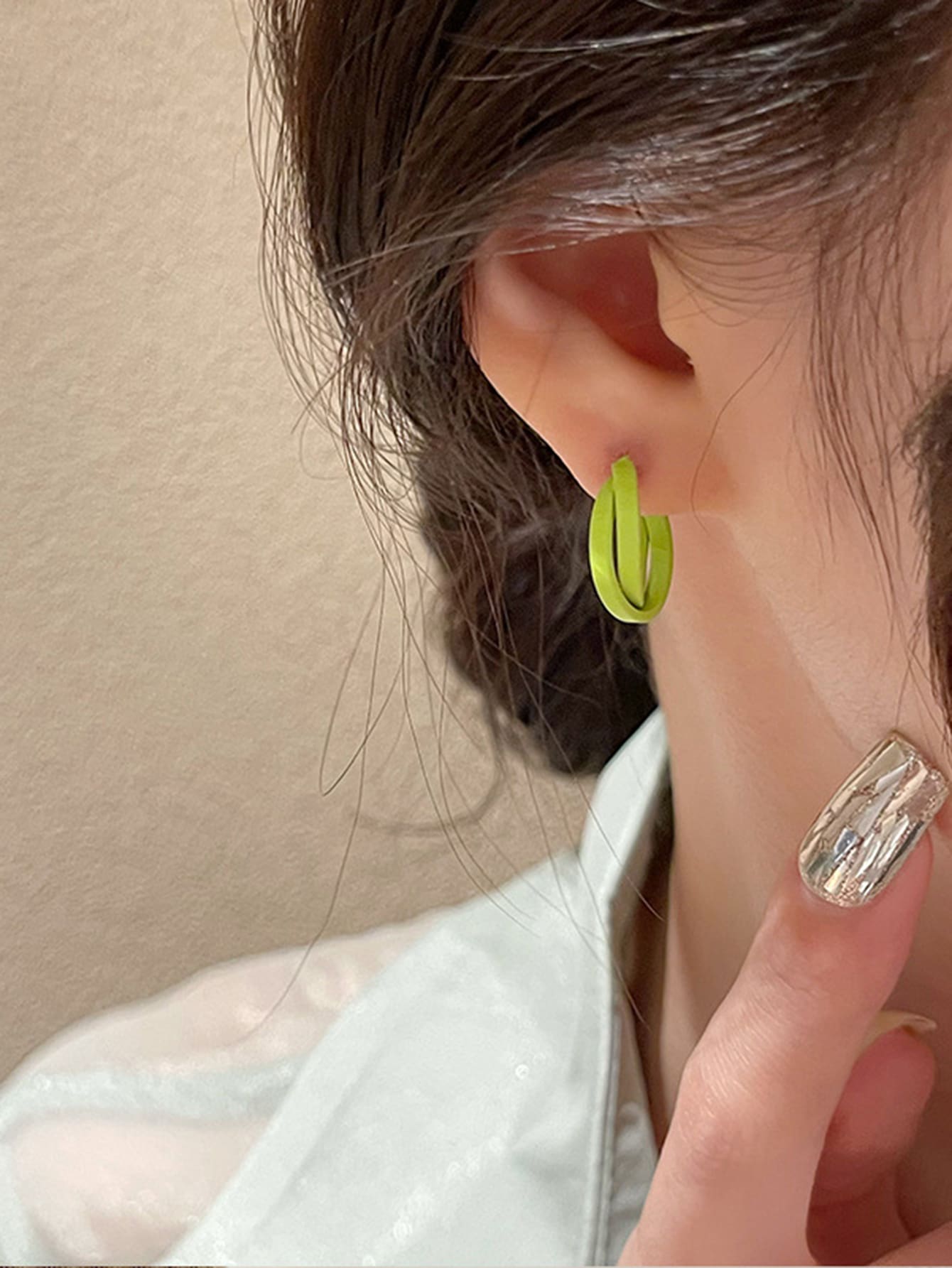 極簡圓耳環 - 青檸色 - 查看 1