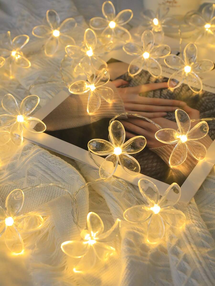 1pc 1.5m PVC String Light, Creative Flower Design Extendable Decorative Light For Home Decoration - Yellow - View 1