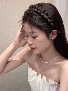 Short Braided Synthetic Hair Headband - Black - View 3