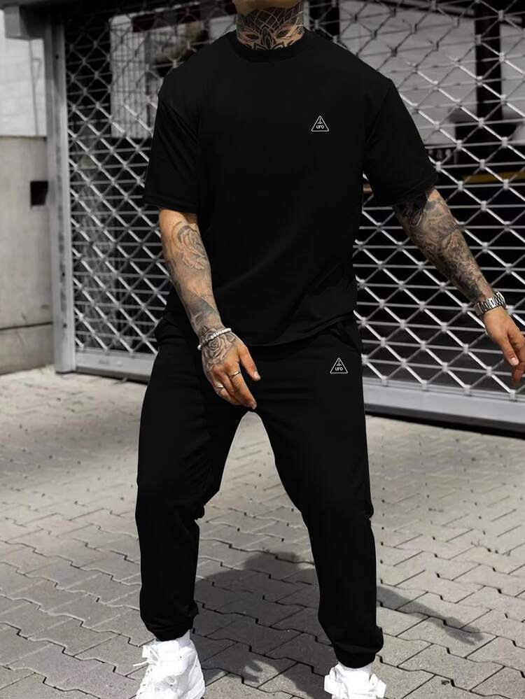 Men Letter Graphic Tee & Drawstring Waist Sweatpants