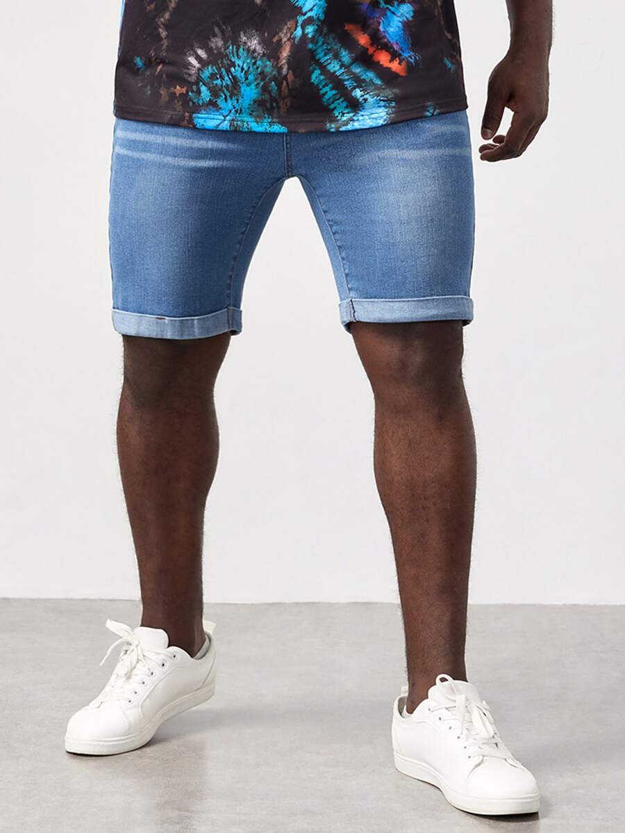 Manfinity RebelGame Men Plus Roll Up Hem Denim Shorts - Light Wash - View 1