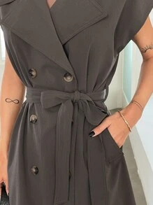 DAZY 雙排釦腰帶背心風衣外套 - 咖啡棕 - 查看 3