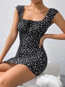 Muchica 碎花前打結胸部褶皺緊身連衣裙 - 黑色 - 查看 4