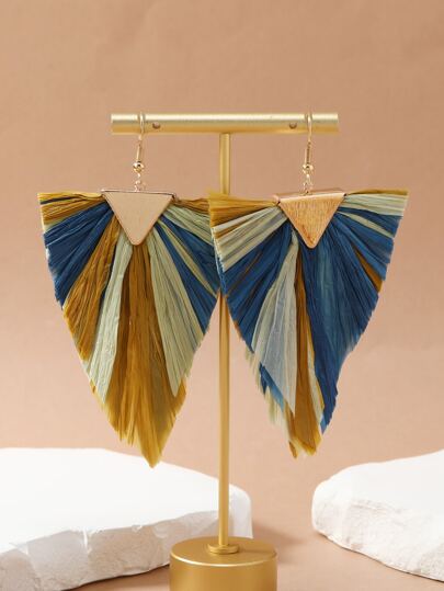 1 Pair Bohemian Style Vacation Raffia Triangle Earrings In Blue, Khaki, And Purple, Simple And Fashionable, Suitable For Daily Wear