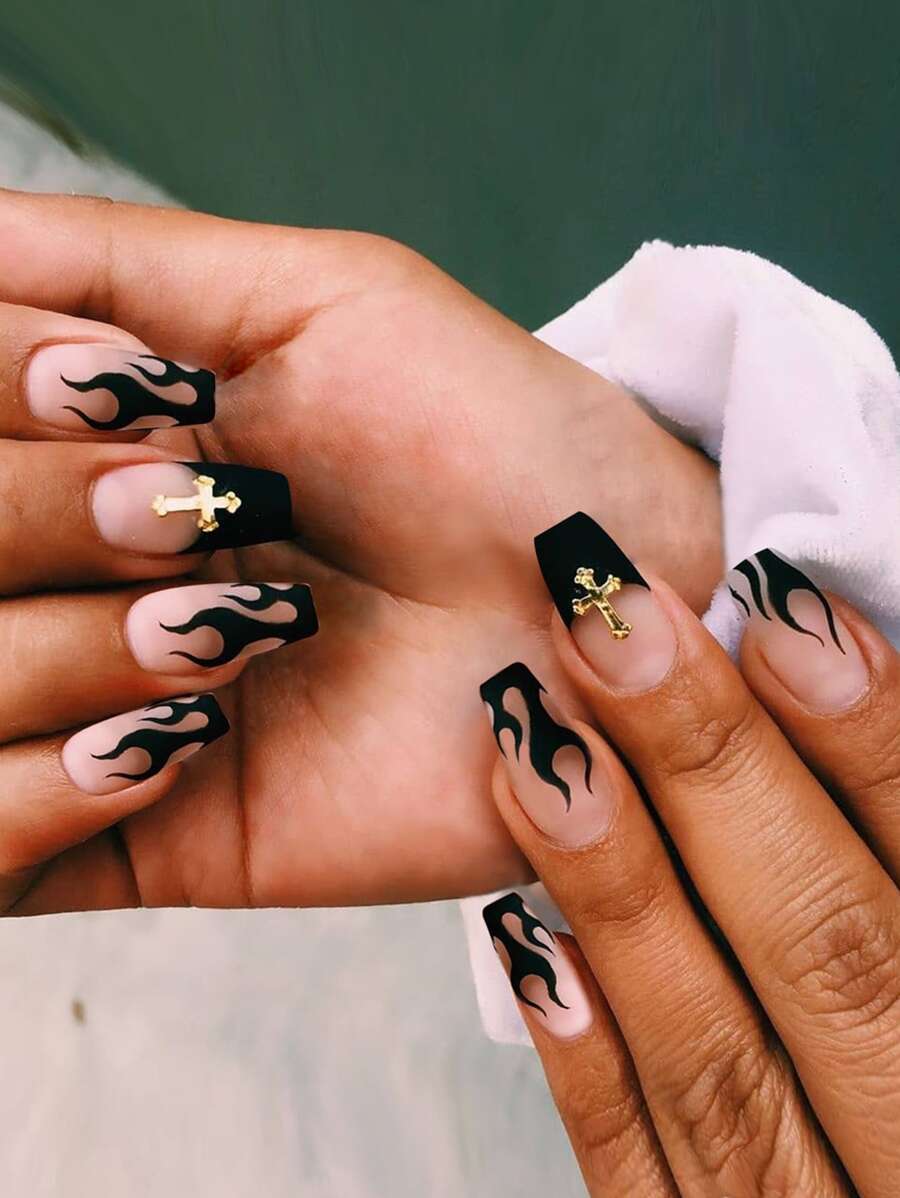 萬聖節24入組短杏仁造型時尚火焰和交叉圖案全覆蓋假指甲帶吊墜適用於節日,派對,舞蹈,日常穿著帶1果凍膠水和1指甲銼 - 彩色 - 查看 1