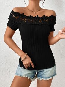 SHEIN Privé 一字肩凸花蕾絲貼花T恤 - 黑色 - 查看 6