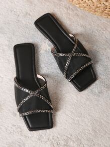 Nuovi sandali piatti vintage alla francese per donne, con cinturini decorati, ciabatte da spiaggia senza lacci